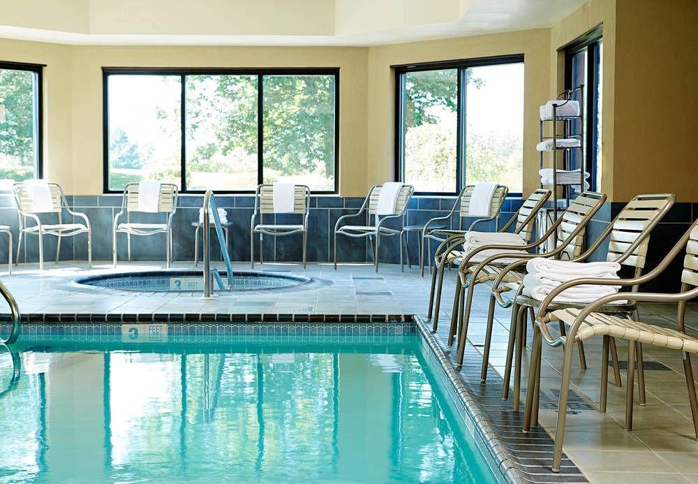 Courtyard By Marriott Ithaca Airport/University Eksteriør billede