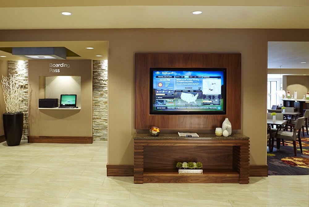 Courtyard By Marriott Ithaca Airport/University Eksteriør billede