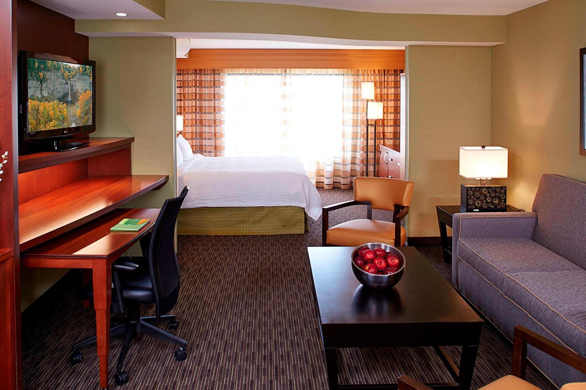 Courtyard By Marriott Ithaca Airport/University Eksteriør billede