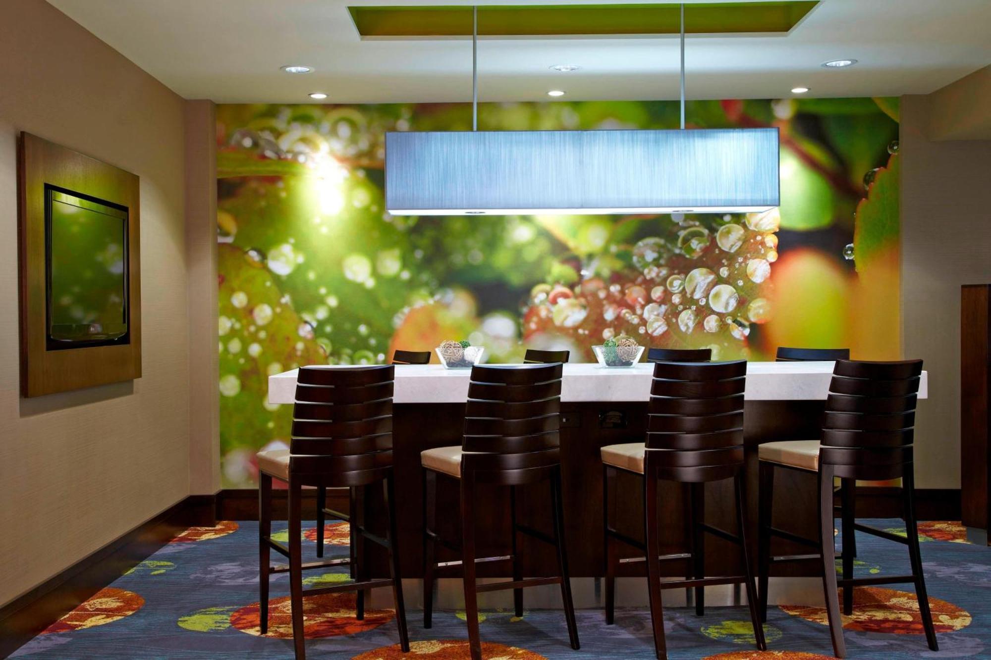 Courtyard By Marriott Ithaca Airport/University Eksteriør billede
