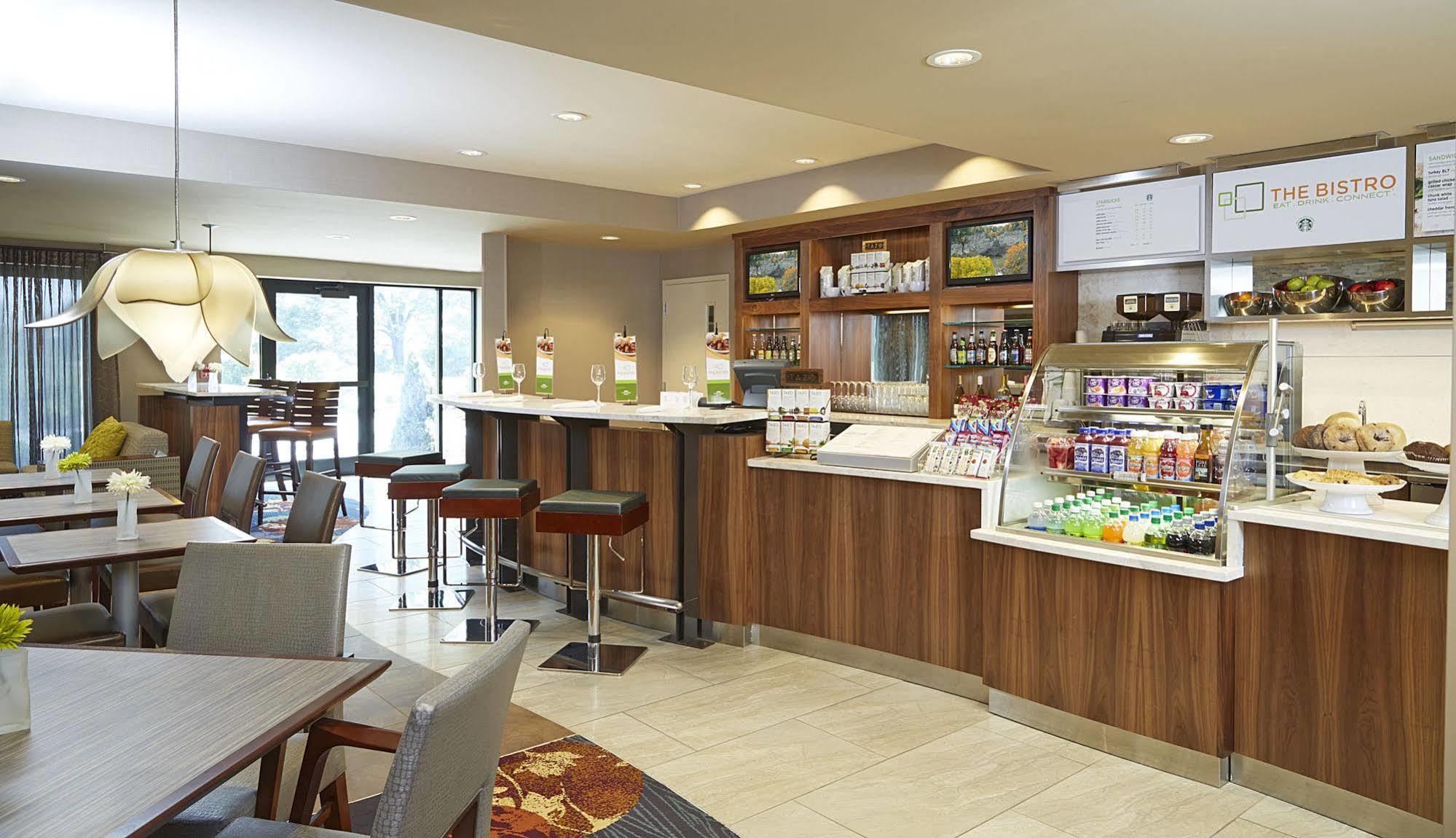 Courtyard By Marriott Ithaca Airport/University Eksteriør billede